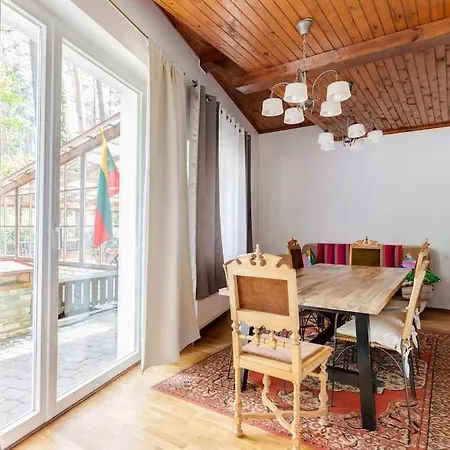 Apartment Pinewood *