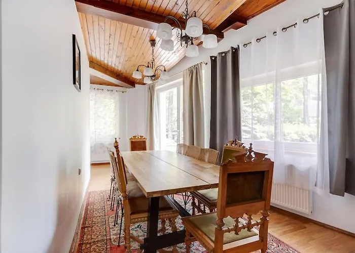 Pinewood アパート *